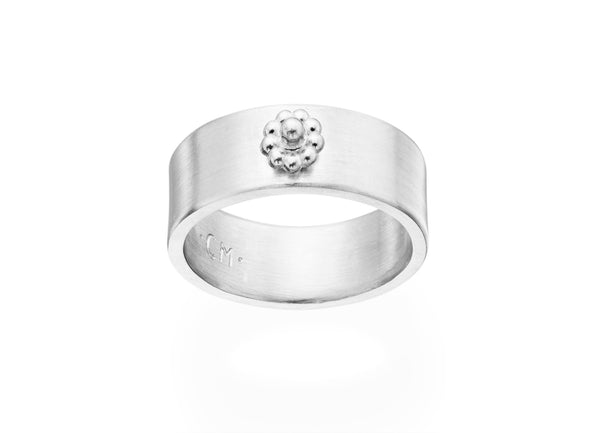 White Gold Wide Rosette Ring